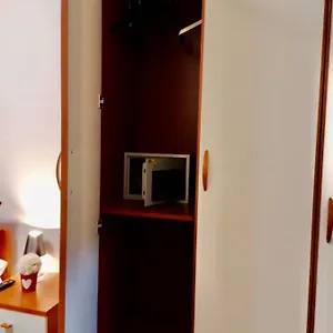 https://le-residenze-del-giglio.in-sardinia.net